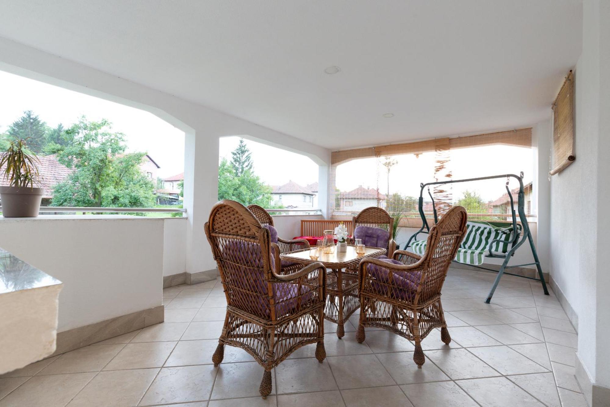Evergreen Apartments Visoko Luaran gambar