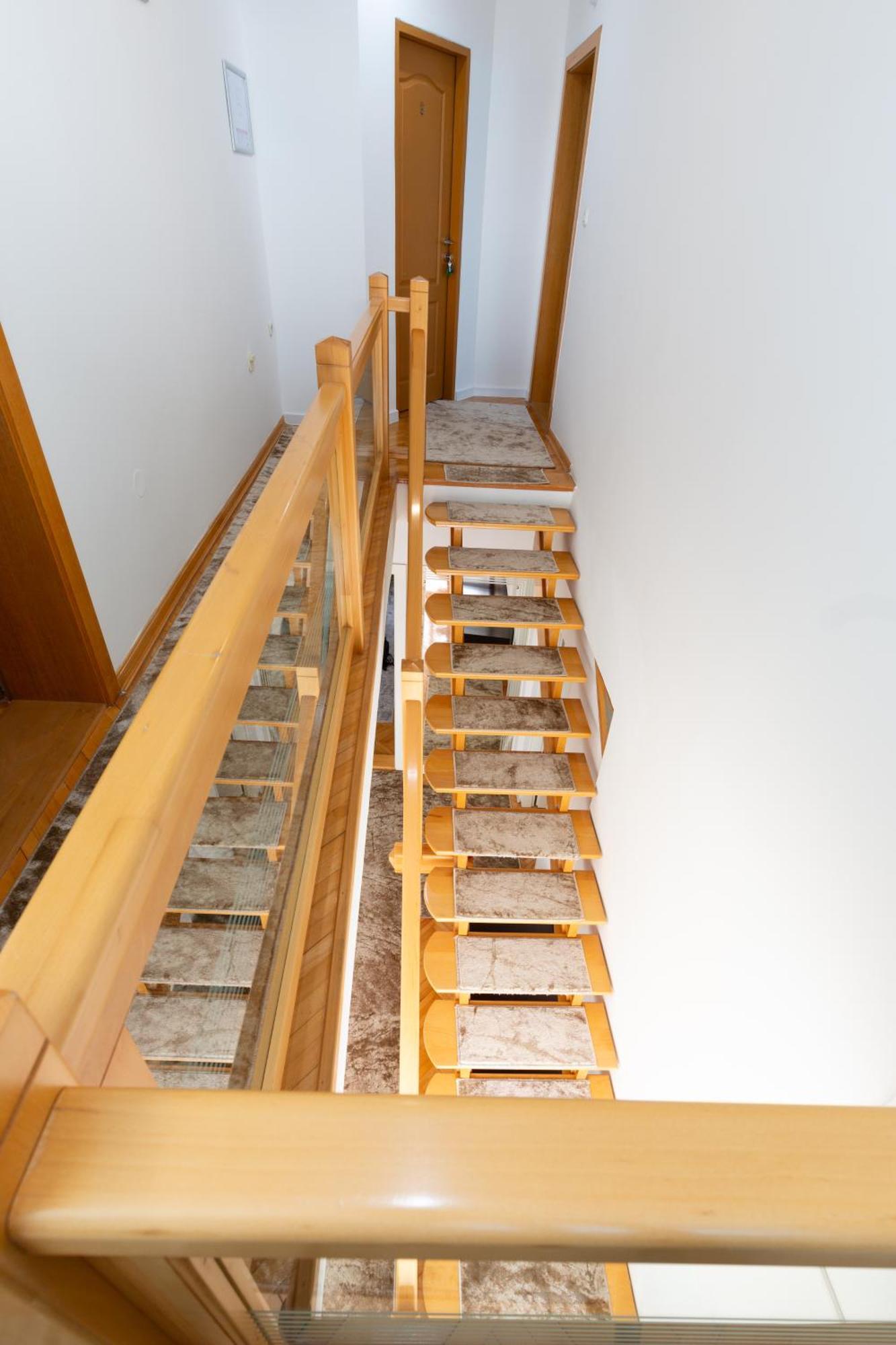 Evergreen Apartments Visoko Luaran gambar
