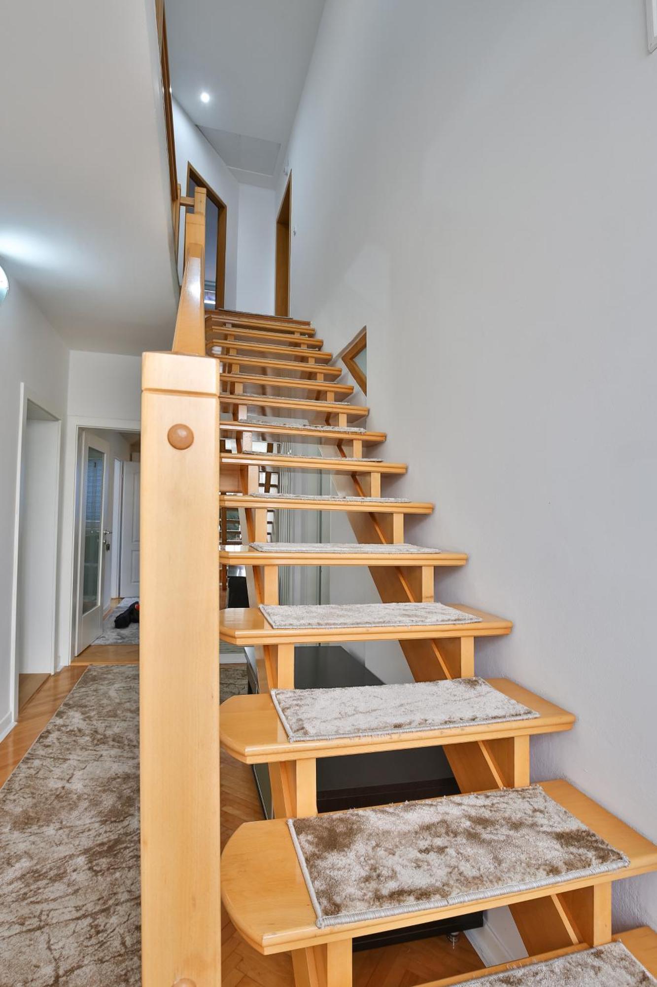 Evergreen Apartments Visoko Luaran gambar