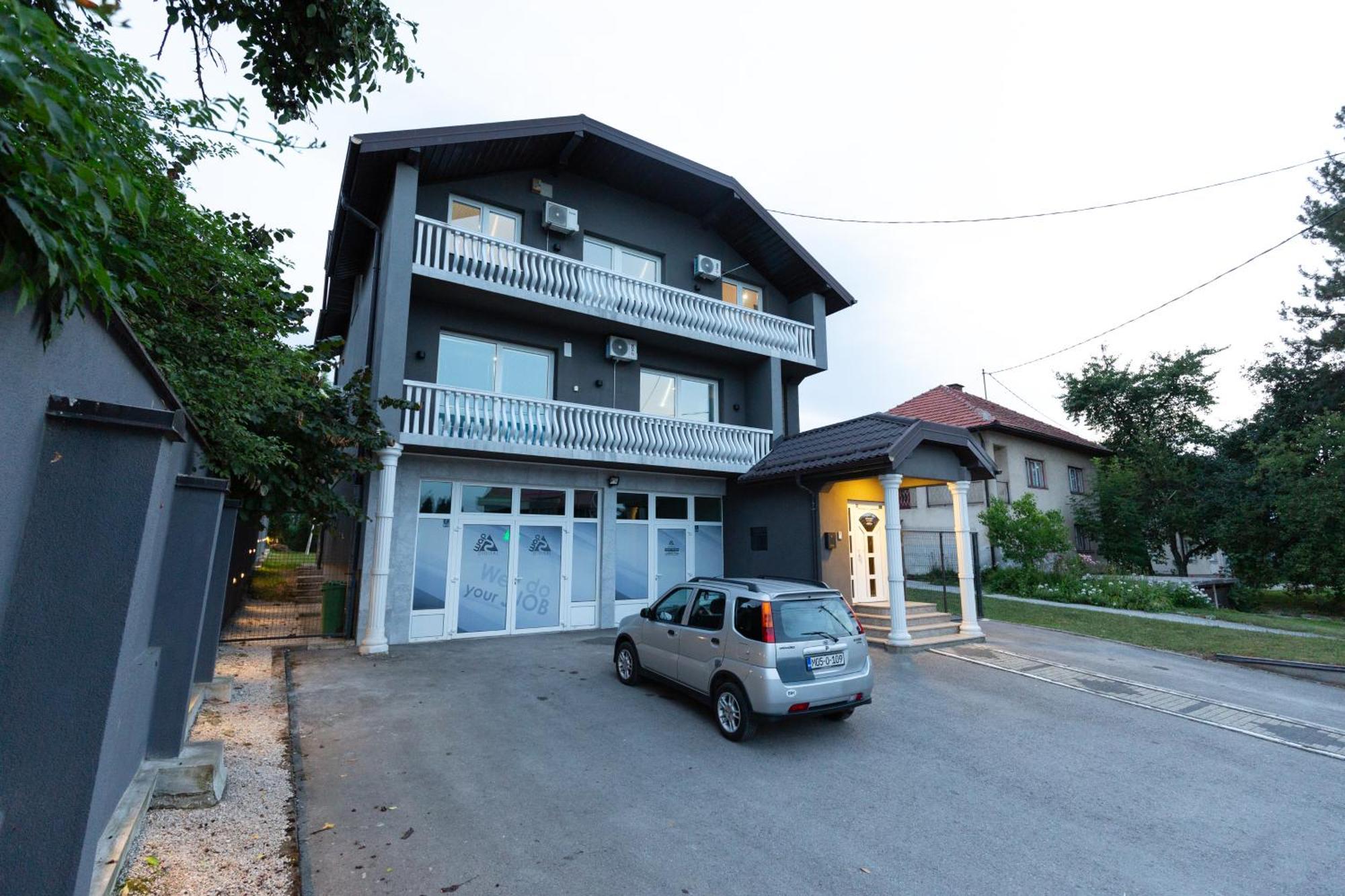 Evergreen Apartments Visoko Luaran gambar