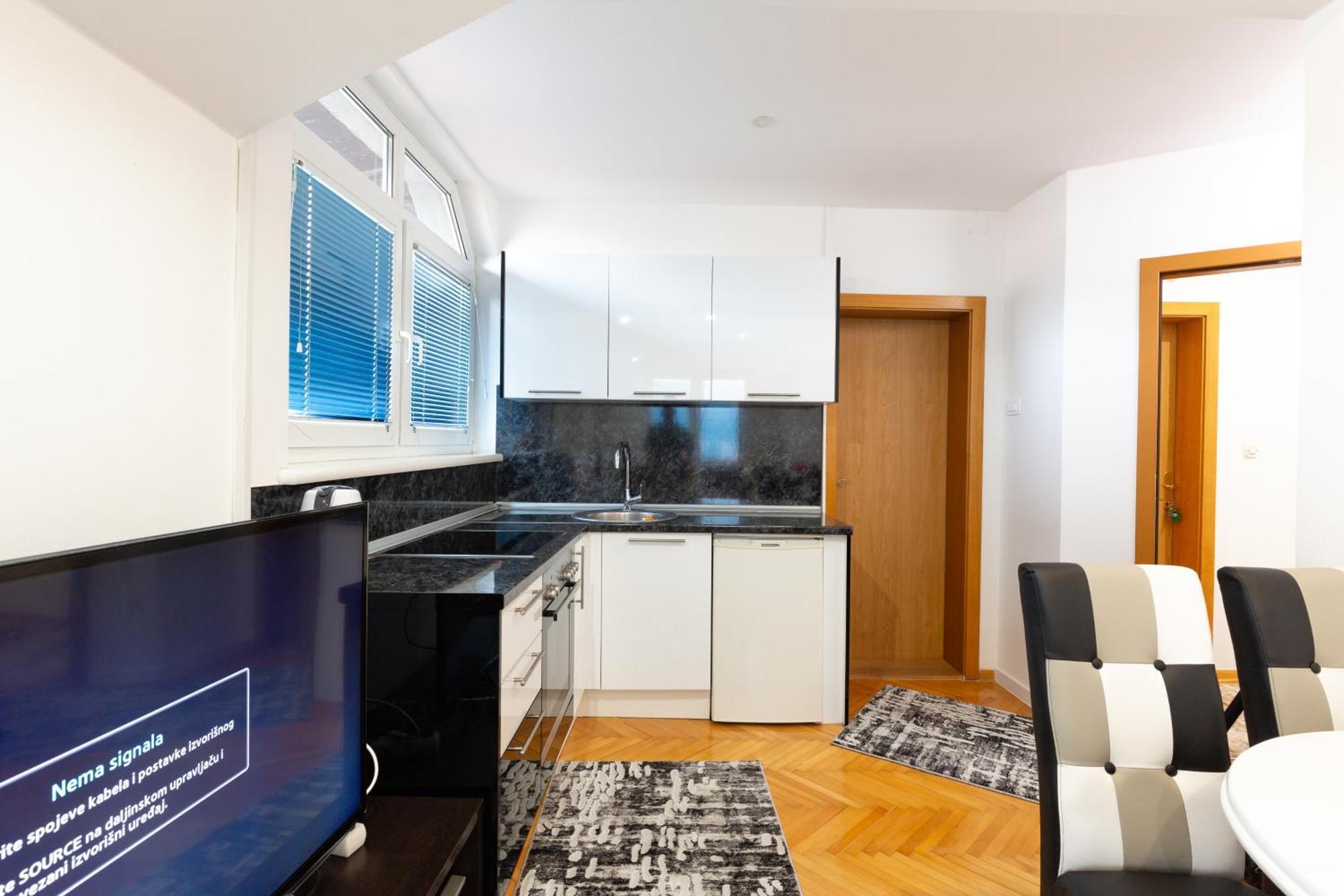 Evergreen Apartments Visoko Luaran gambar