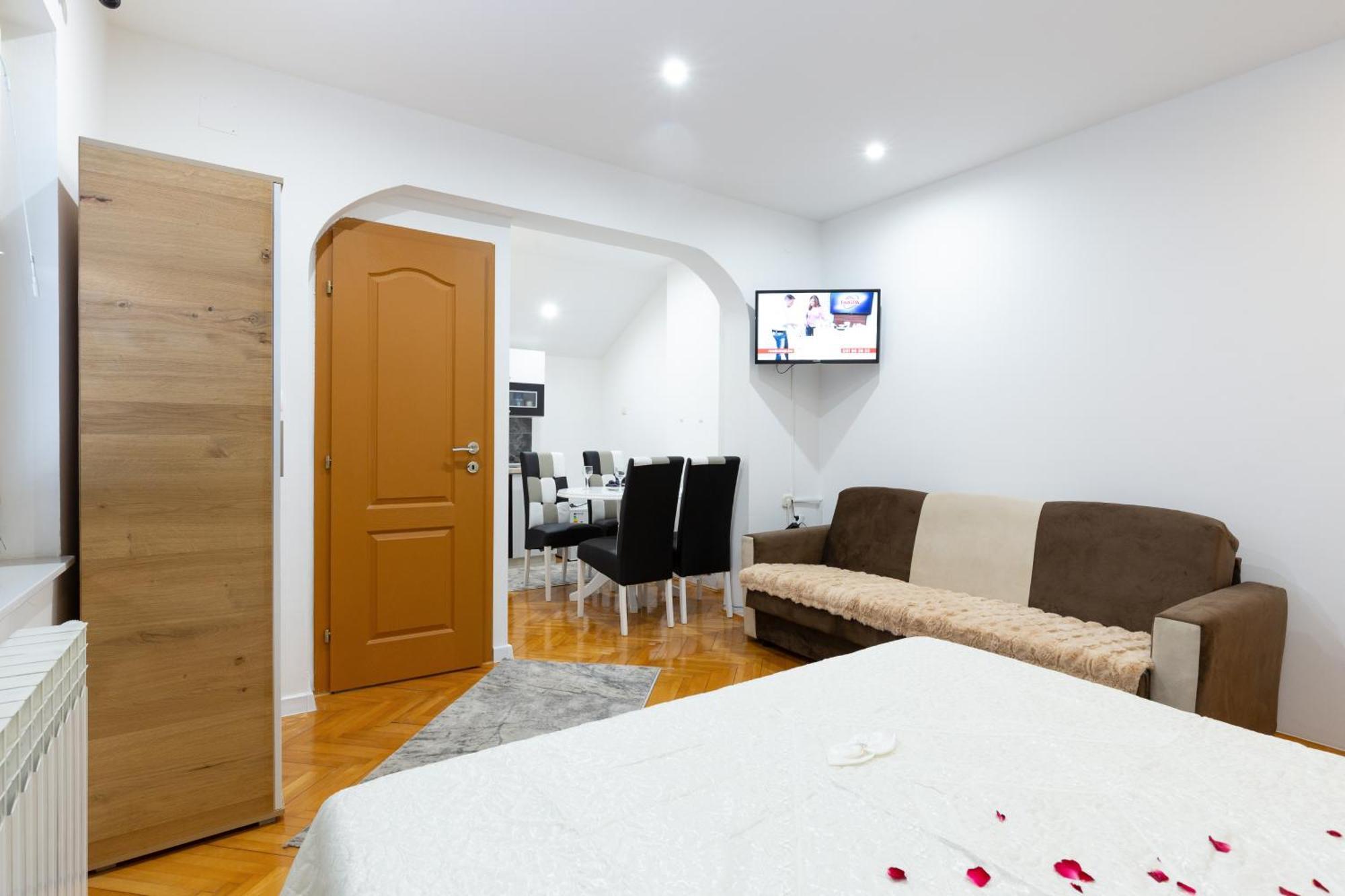 Evergreen Apartments Visoko Luaran gambar